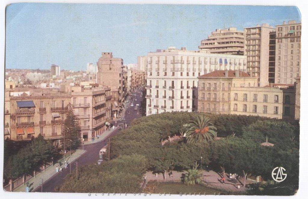 ORAN SQUARE GANDOLPHE.jpg